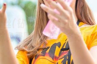 AISS爱丝(钻石版) – 超值福利！赵梦洁网袜免费图包，你准备好了吗？