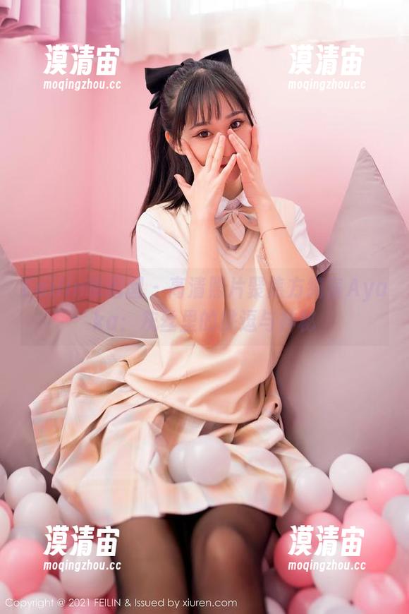 Feilin嗲囡囡 - 高清照片聚焦方绮言Ayaka：灰丝里的挑逗与神秘