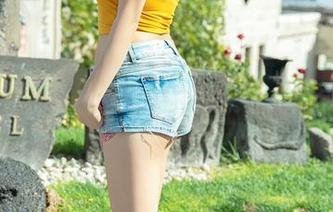 IMiss爱蜜社 – 跟随格格污巫，发现女神图包分享的‘另一面’！