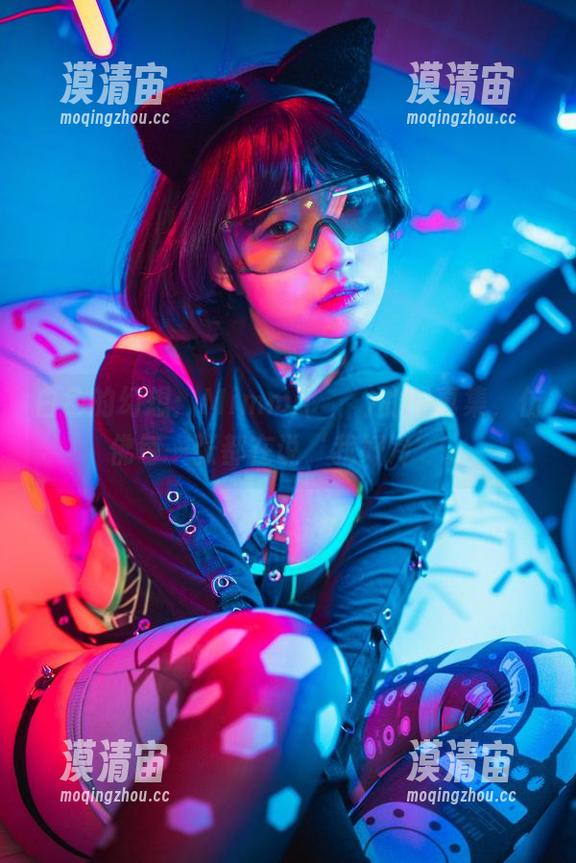 白色的幻想：Mimmi(밈미)的写真集，仿佛每一张都在说‘我好冷’。