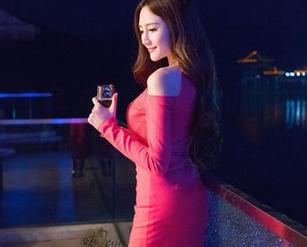 TGOD推女神 – 在双马尾的光影中，纯小希的私拍图片有点小撩哦