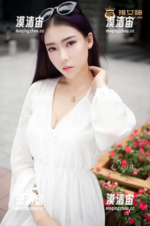 TGOD推女神 - 看完莫雅淇的礼服图片更新，我这心情真是…有点复杂啊！