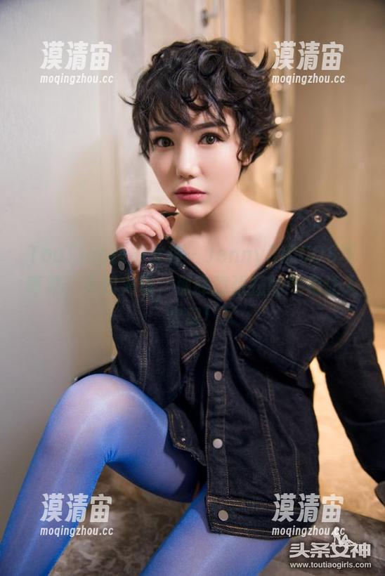 TouTiao头条女神 - JennyR的COS写真集：不知火舞，那肆意张扬的气息让人窒息！