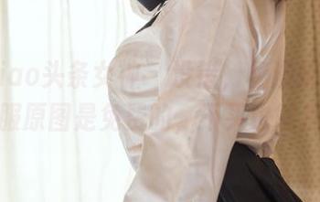TouTiao头条女神 – 没错，杨漫妮baby的礼服原图是免费的，不买也能拥有！