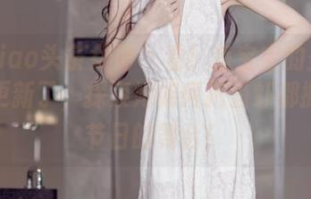 TouTiao头条女神 – 看！鱼宝宝的圣诞写真集更新了，探索她如何把鱼虾都搬上了节日的舞台！