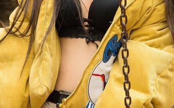 UGirls尤果网 – 才可儿教室隐藏课程：如何在图册里优雅地调皮捣蛋！