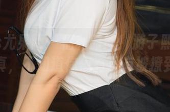 UGirls尤果网 – 福利时间！游子熙的豹纹写真，不知道你们有没有被撩到？