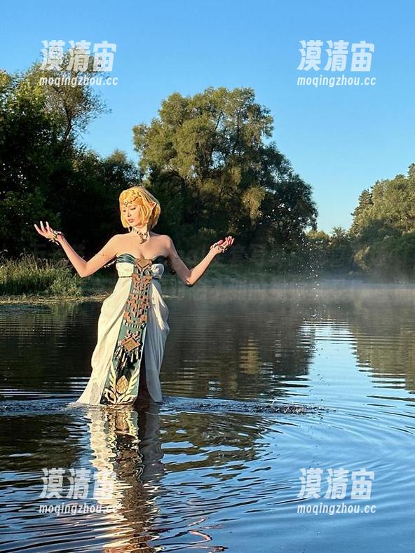 万圣节，Vinnegal全套写真：惊喜和迷惑并存，你绝对想不到的视觉享受！
