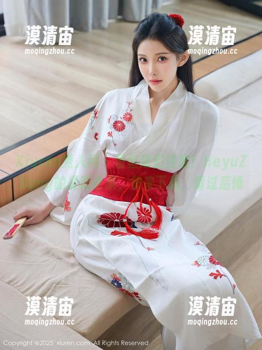 Xiuren秀人网 - 蕾丝迷们注意！HeyuZhang的最新合集，快来下载，错过后悔