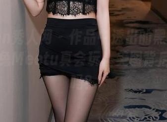 Xiuren秀人网 – 作品中透出的黑色气息，星小兔Meetu真会玩，美图背后有故事吗？