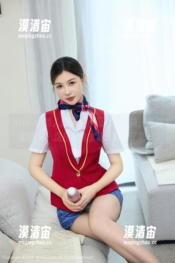 Xiuren秀人网 - 是小逗逗，丝袜，免费的图片，这搭配也太让人期待了吧！