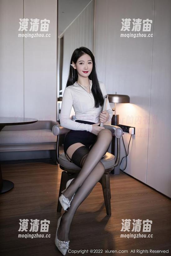 Xiuren秀人网 - 江淑影river的内衣私房照，开启我的综合症——好奇心旺盛！