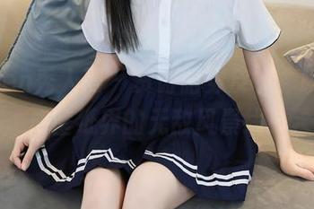 Xiuren秀人网 – 贾诗晗穿皮衣，瞬间变成壁纸界的无敌风景线！