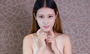 YouWu尤物馆 – 让人心动的Kely香香白裙，图包福利送到，快来围观！
