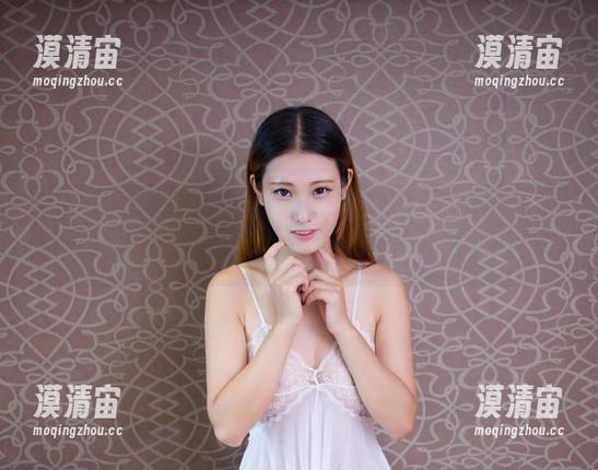 YouWu尤物馆 - 让人心动的Kely香香白裙，图包福利送到，快来围观！