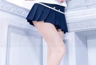 beautyleg – 私拍时刻：Jessie教你如何在浴缸里放飞自我！