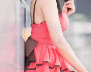 w黑米粥w与自拍的奇妙旅程：美图不止是颜值，还有故事！