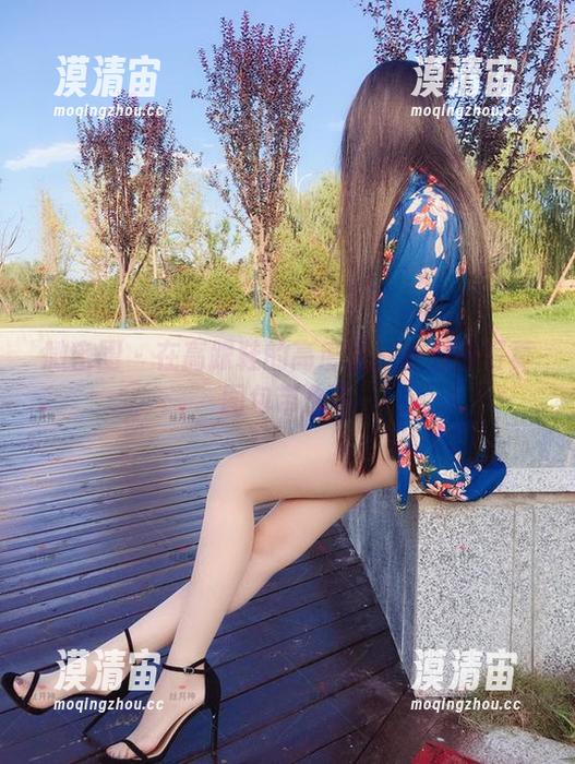 微密圈 - 在高跟鞋的高度里：丝月神写真图包带你飞
