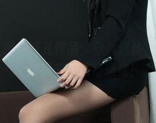 丽柜 – 精选凉儿作品：穿越迷丝，她的每个瞬间都在撩动思绪！