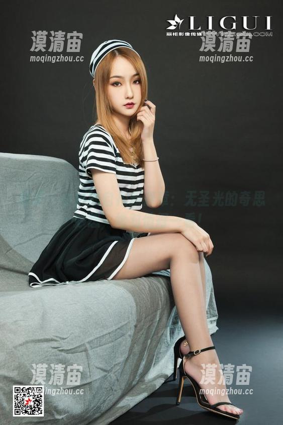 丽柜 - 小熊的自拍新篇章：无圣光的奇思妙想，绝对值得一看！