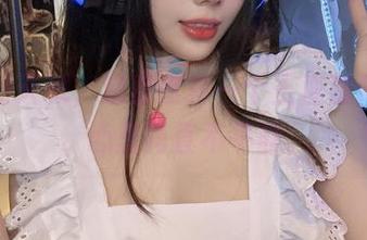 九言的天城，观看这样一个玉座落鸾合集，心里简直不平静。