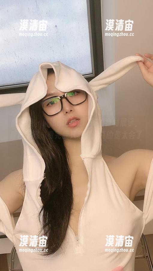微密圈 - 俏妞qiaoniu66的身材展示，原图下载：看完我只想说，真的是太会了！