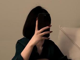 微密圈 – 私房写真新趋势：保守的二舅妈的库里油亮丝，油腻却又让人流连忘返！