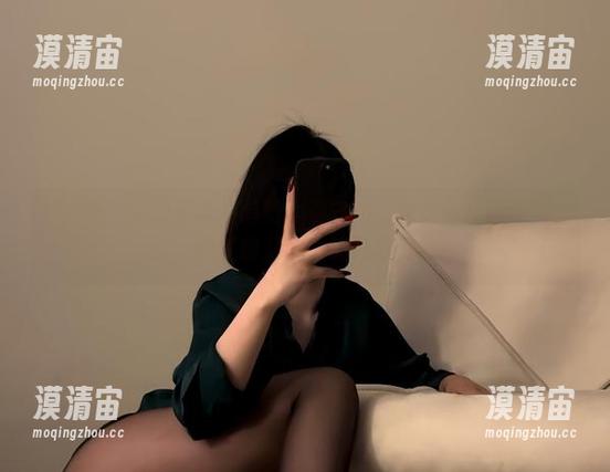 微密圈 - 私房写真新趋势：保守的二舅妈的库里油亮丝，油腻却又让人流连忘返！