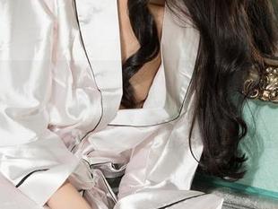 克拉女神 – 想知道居家也能像时尚秀吗？慕菲最新图包为你摄影加油！