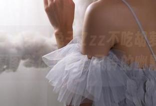 完全意想不到！兔子Zzz不吃胡萝卜，精选原图带你见识蓝风铃的幽默！
