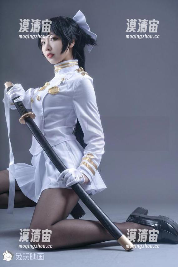 兔玩映画精选写真集：“粉白与黑色”——当可爱遇上神秘，真是让人忍俊不禁！