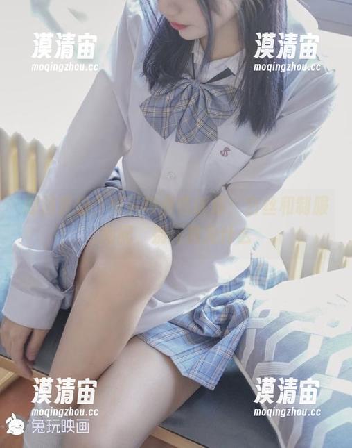 原图直出，兔玩映画告诉你：白丝和制服绝配，别问我为什么