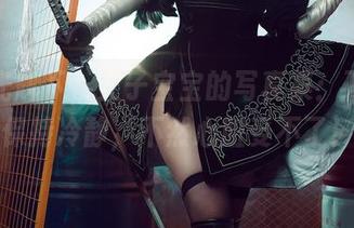 碧蓝光辉下，叉子宝宝的写真集：下载时保持冷静，不然心脏受不了！