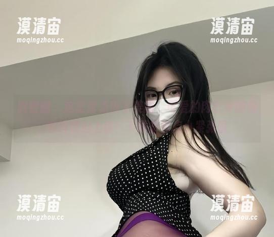 微密圈 - 这些清凉内衣美图，可爱的肉巴真的是在给我们上课！下载却有点小紧张呢