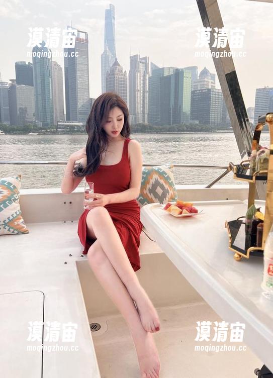 微密圈 - 周妍希的写真合集：花嫁？这么好看怎么不让我见证？