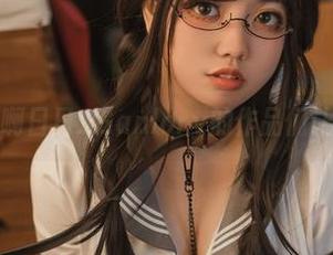 短裙探秘：啊日日_Ganlory的作品们让人目不暇接