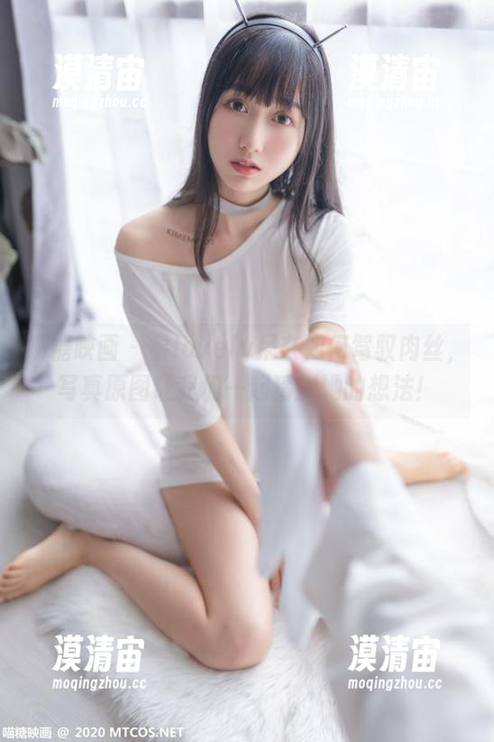 喵糖映画 - 看lovely呆玄如何驾驭肉丝，写真原图让我们一起猜测她的想法！