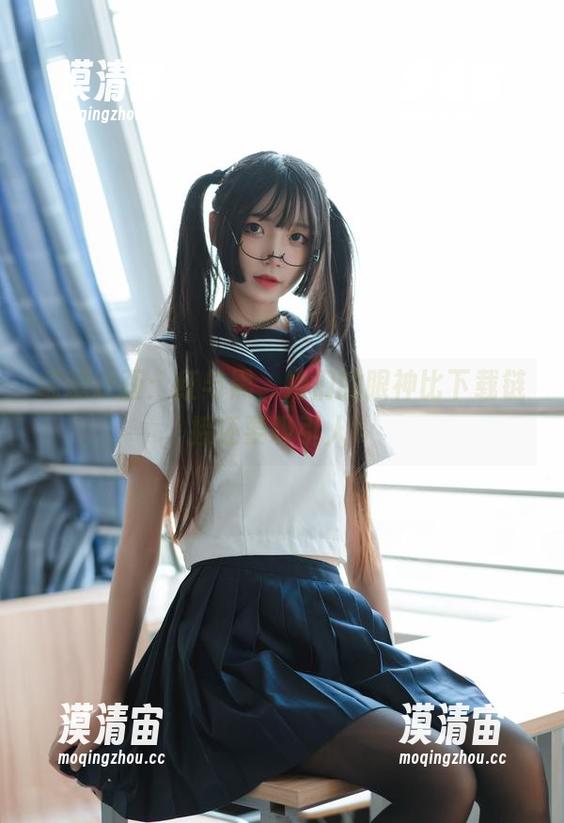 喵糖映画：红与黑，她们的眼神比下载链接还要吸引人！