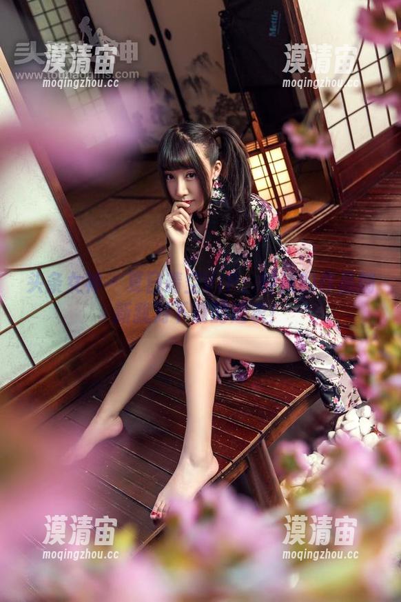 头条女神 - 夏日晴空VIP：钟晴的作品刷新我对下载的追求！