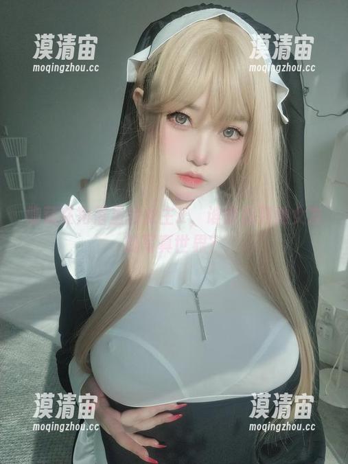 女主K 隐藏在角落里的女主K,谁能找到她女友的写真世界?