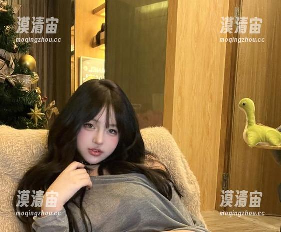 微密圈 - 小u优优子在写真套图中化身温柔韩风女神，你还不来瞧瞧？