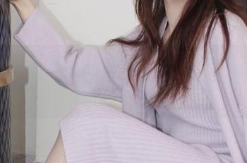 小众视觉 – 从原图到合集，洁洁的美足愉悦感满满，忍不住想分享给朋友！