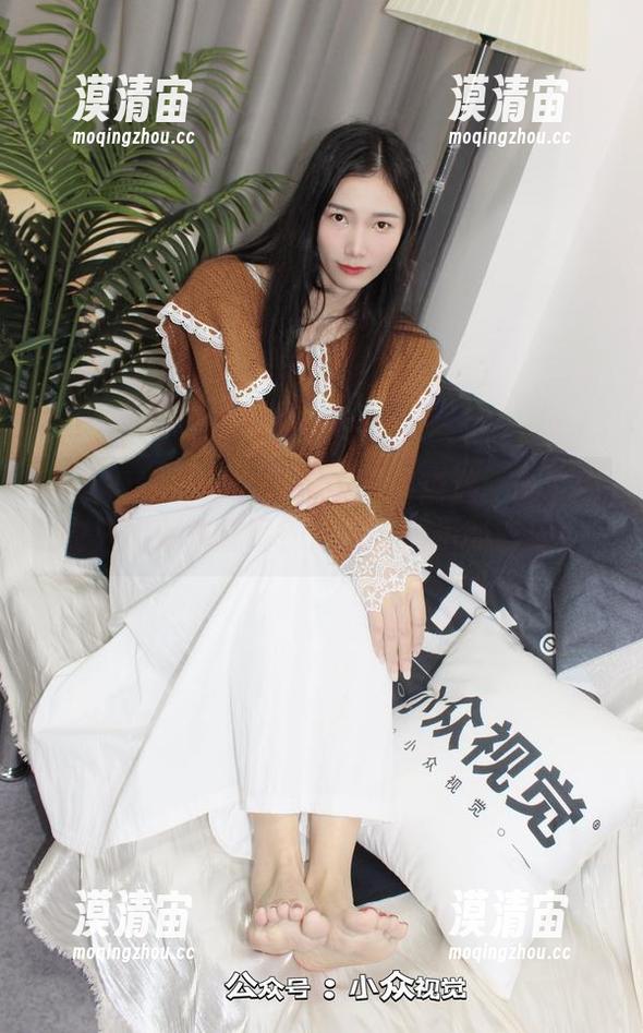 小众视觉 - 珂老师内衣美图精选：谁说内衣只能藏着戴呢？这可是展示的时刻！