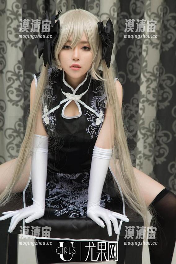 尤果网 - 李思宁高清美腿写真集：怎么能这么吸引目光？