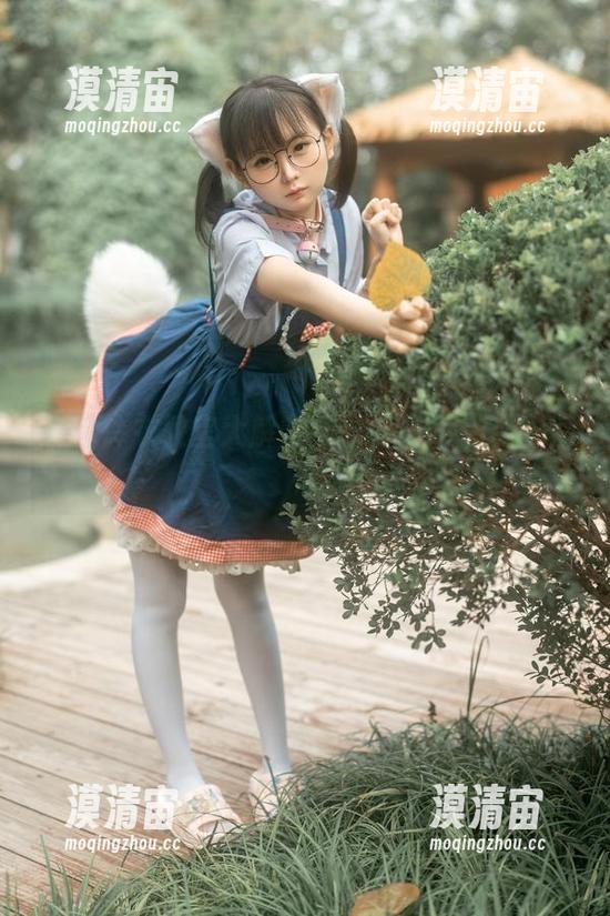 幼水铃衣教室大解密！cos图片中藏着幸福