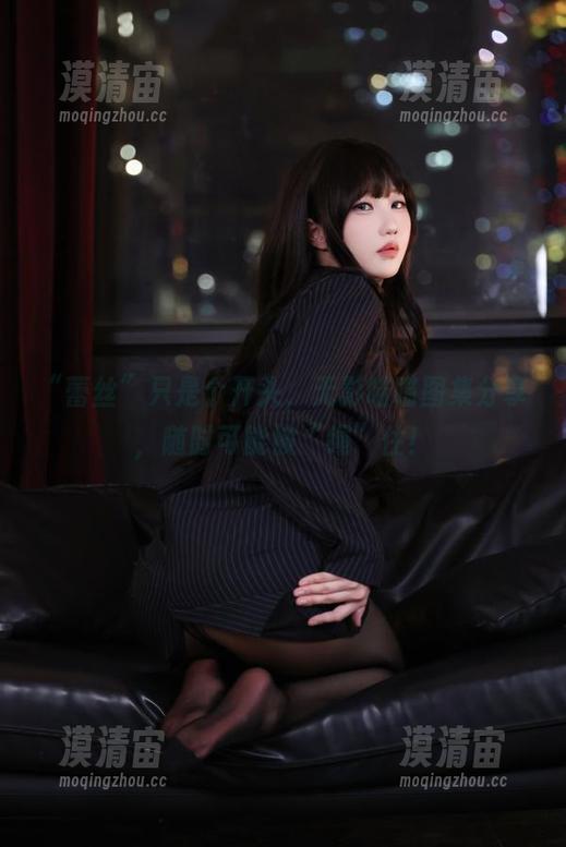 无影喵喵 “蕾丝”只是个开头,无影喵喵图集分享,随时可能被“绳”住!