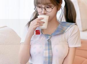 星颜社 – 当学妹遇上定制：姚沐迪的作品有点不一样