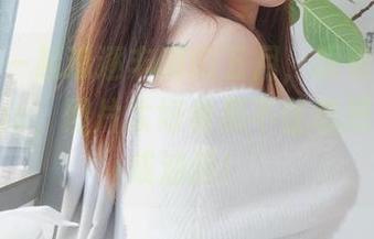 让我们一起追逐丰满的五月，跟着是依酱吖的cos，图片太好看忍不住想把自己变成油画！