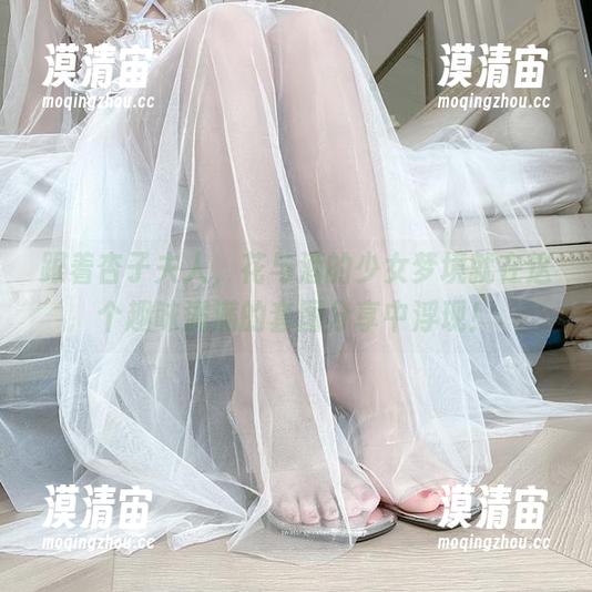 跟着杏子夫人，花与酒的少女梦境就在这个趣味满满的套图分享中浮现！