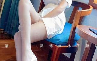 微密圈 – 办公室风格重塑：林子琳喵全套写真快速下载，装点你的生活！